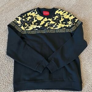 Men’s guess sweatshirt